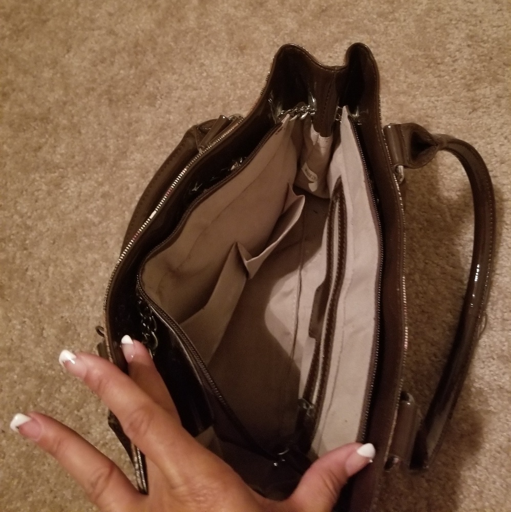 Handbag - Picture 3 of 3